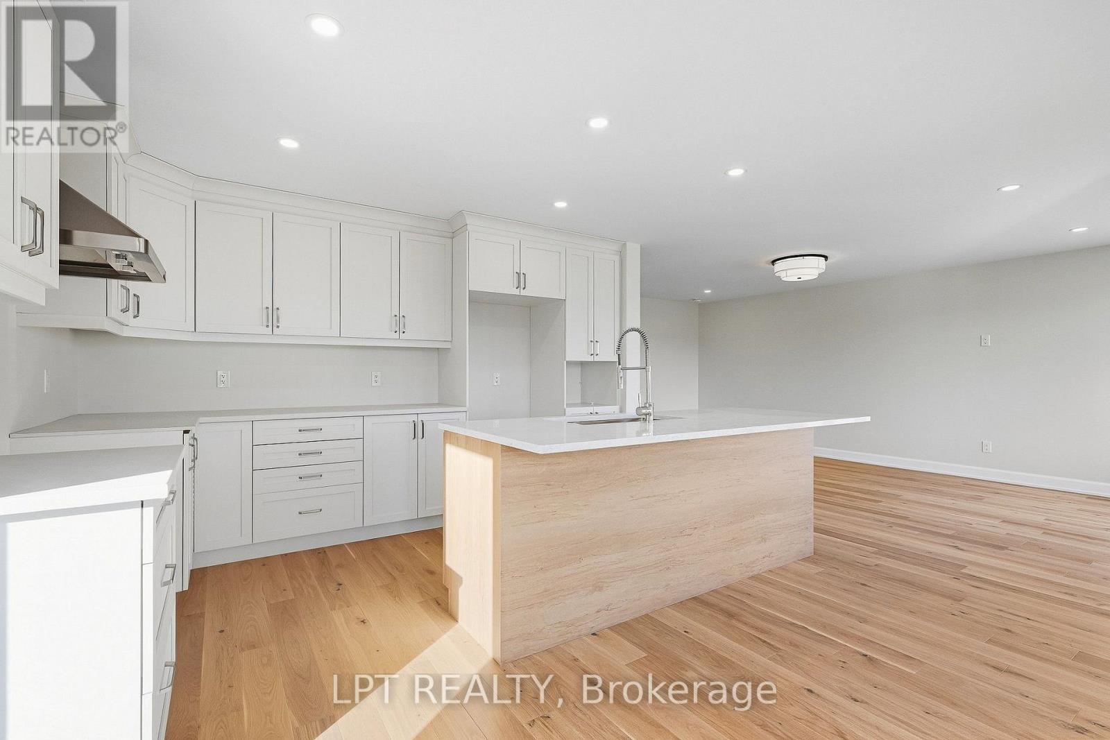 72 Chateauguay Street, Russell, Ontario  K0A 1W0 - Photo 13 - X13864970