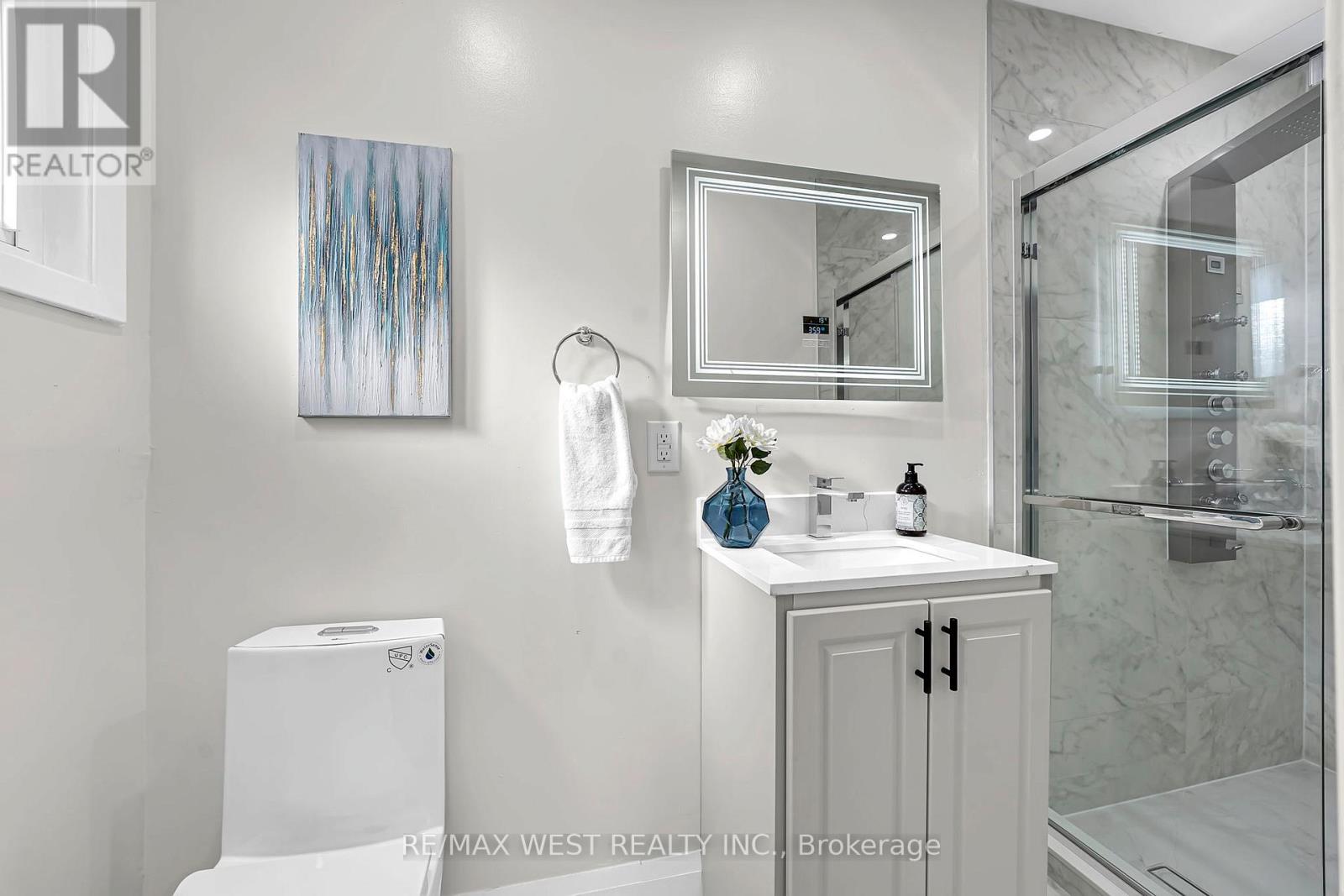 67 Burncrest Drive, Toronto, Ontario  M5M 2Z4 - Photo 14 - C13865000
