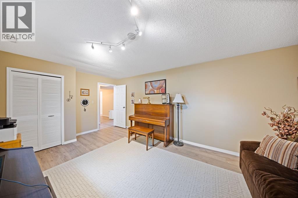 3534 Clarence Street, Plympton-Wyoming, Ontario  N0N 1E0 - Photo 21 - 26024554