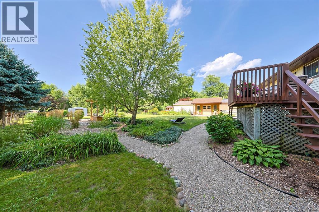 3534 Clarence Street, Plympton-Wyoming, Ontario  N0N 1E0 - Photo 40 - 26024554