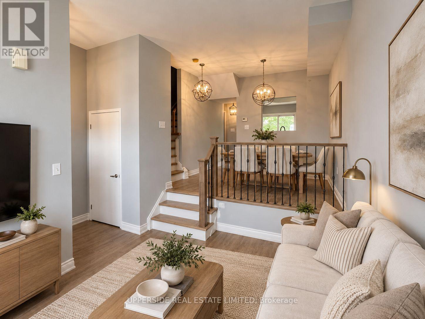 10 - 23 Observatory Lane, Richmond Hill, Ontario  L4C 0M7 - Photo 2 - N13864998