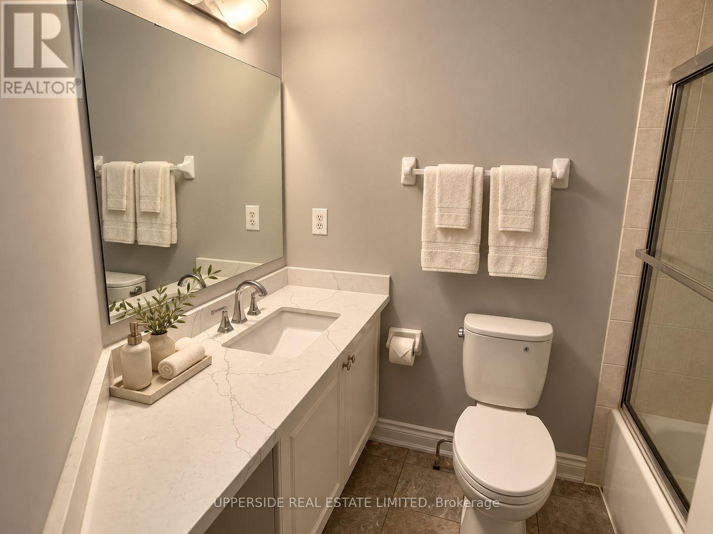 10 - 23 Observatory Lane, Richmond Hill, Ontario  L4C 0M7 - Photo 8 - N13864998