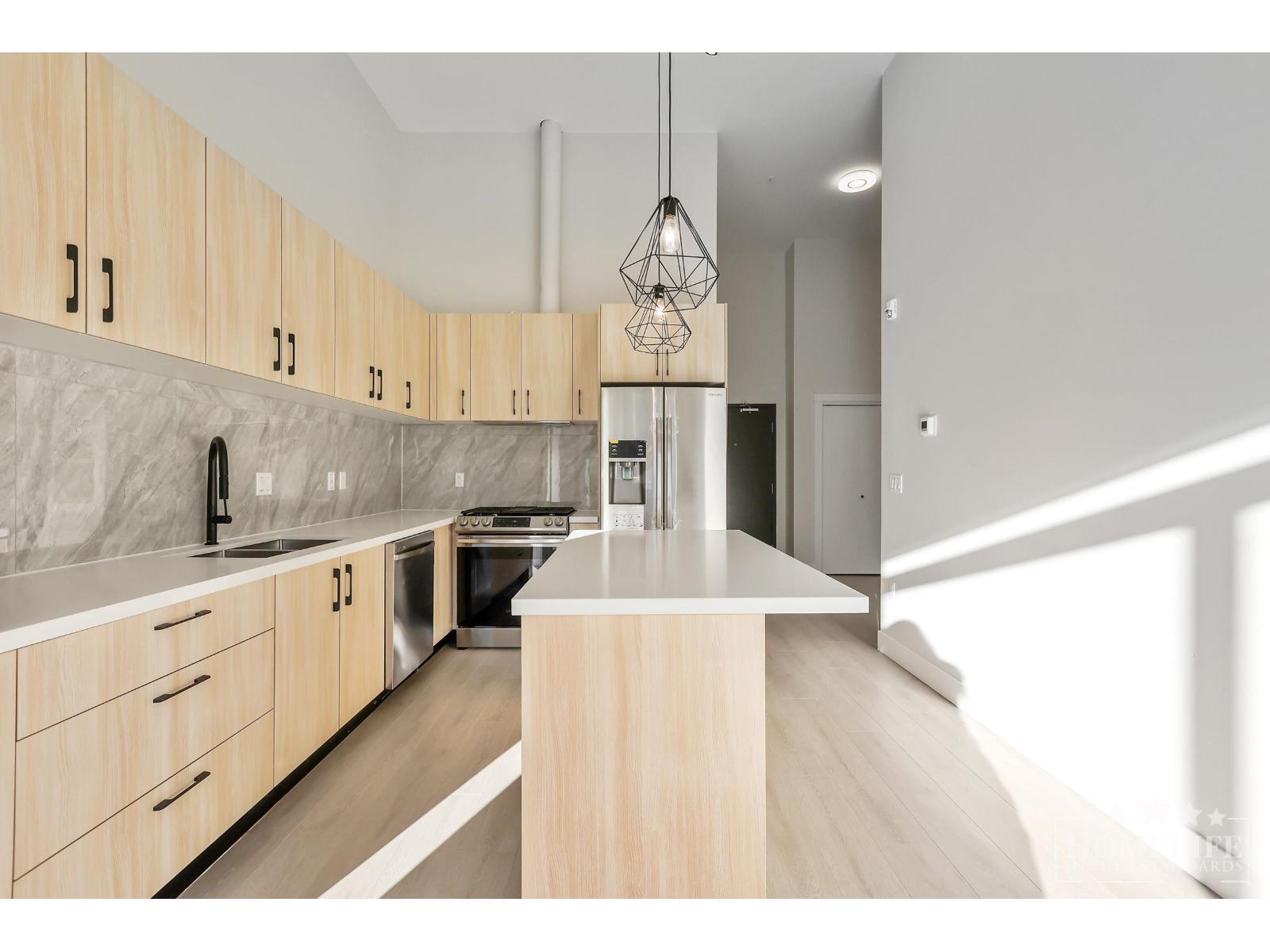 103 14858 60 AVENUE, Surrey, British Columbia