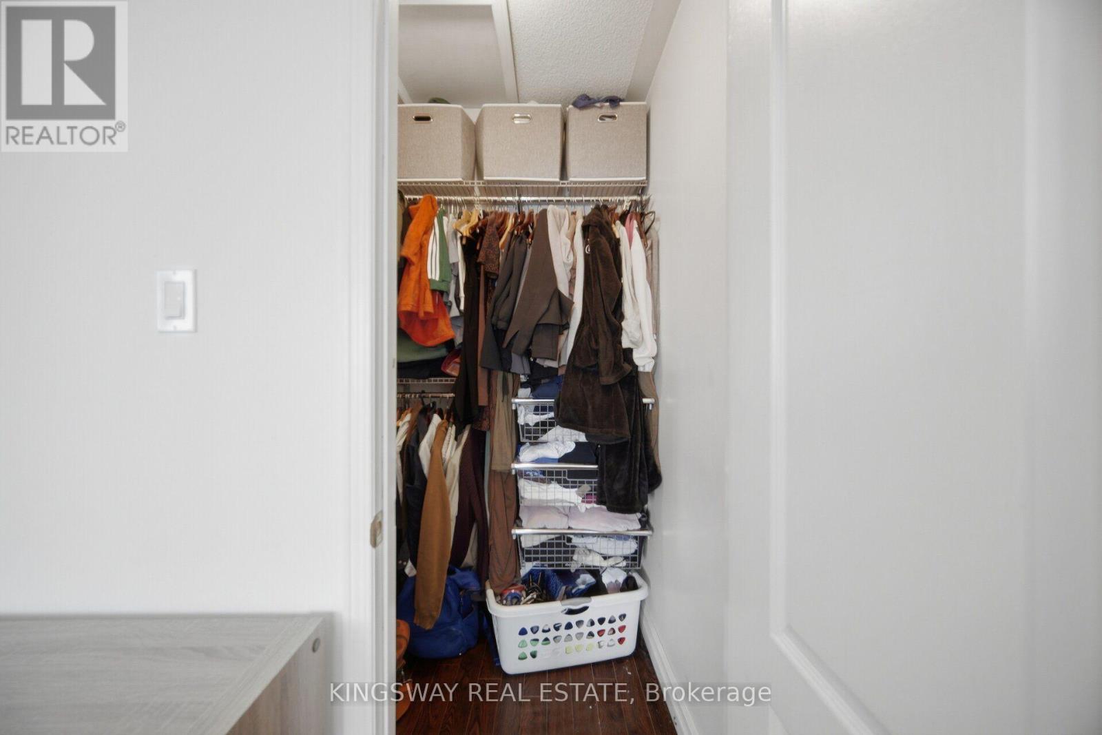 181 - 601 Soreline Drive, Mississauga, Ontario  L5B 4K2 - Photo 31 - W13865018