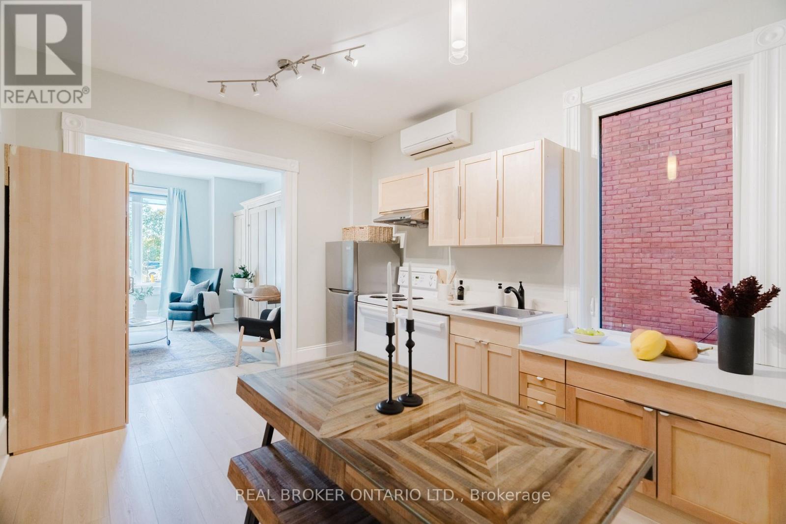 33 Argyle Avenue, Ottawa, Ontario  K2P 1B3 - Photo 5 - X13865042