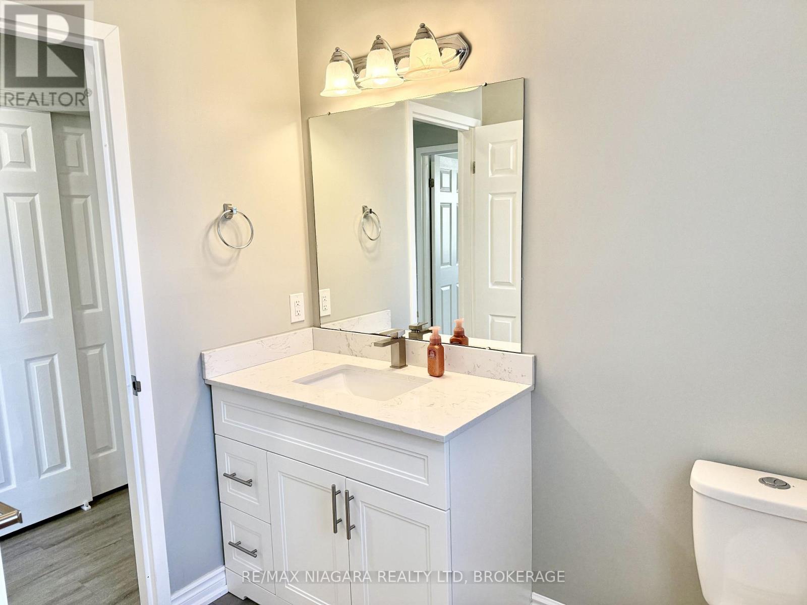 202 - 6837 Thorold Stone Road, Niagara Falls (Stamford), Ontario  L2J 1B2 - Photo 23 - X13865028