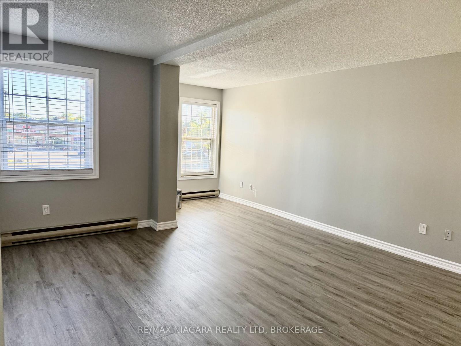202 - 6837 Thorold Stone Road, Niagara Falls (Stamford), Ontario  L2J 1B2 - Photo 28 - X13865028