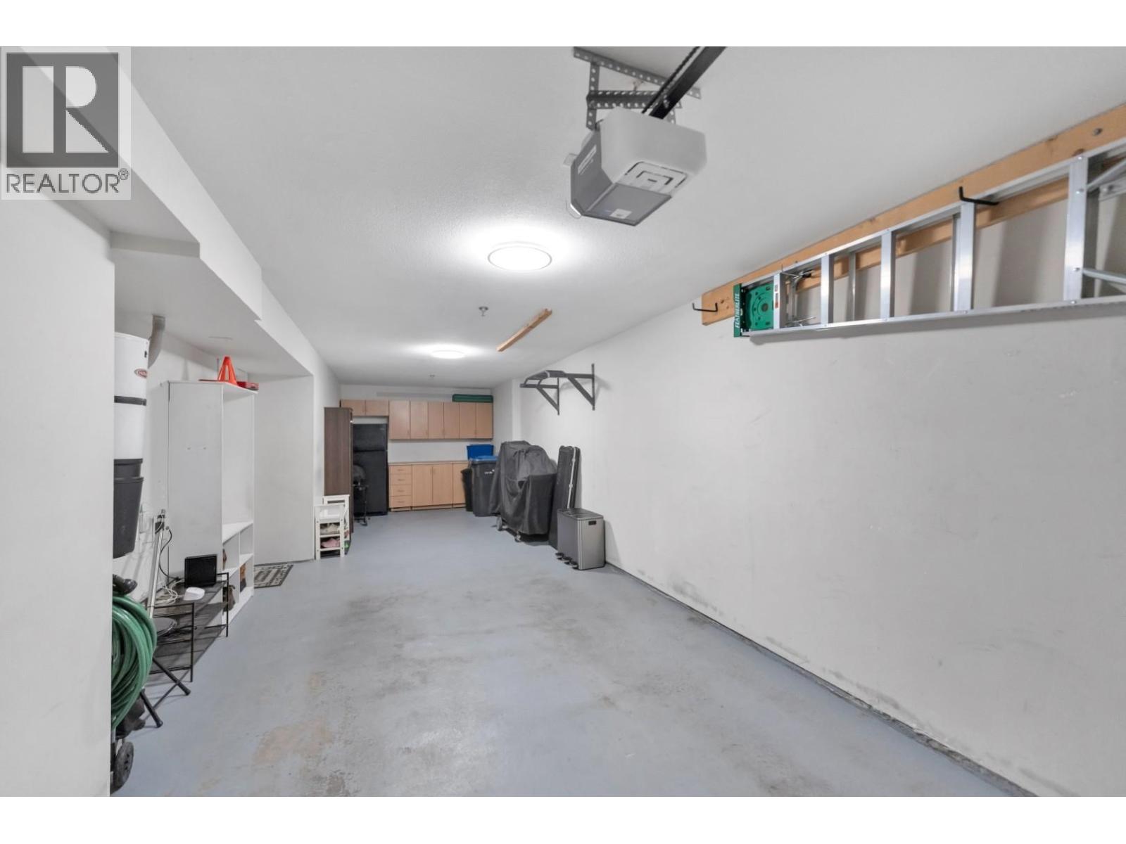 142 1055 RIVERWOOD GATE