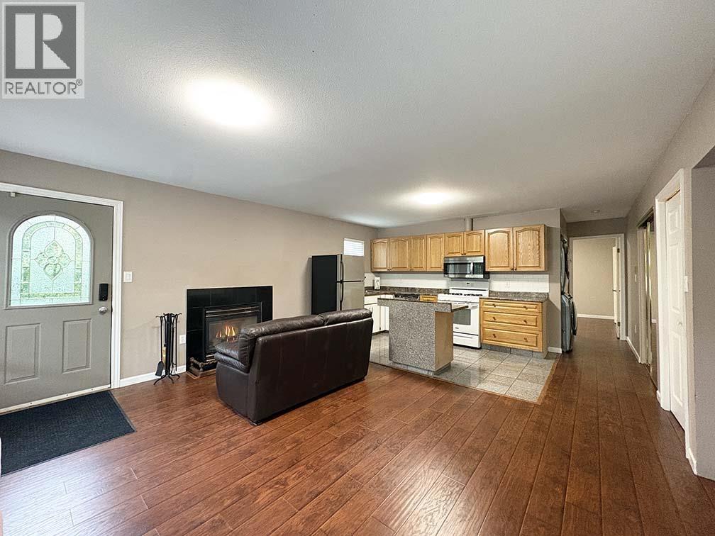 Garden 5225 CANADA WAY