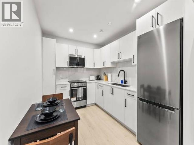 Basement 32XX E 44TH AVENUE