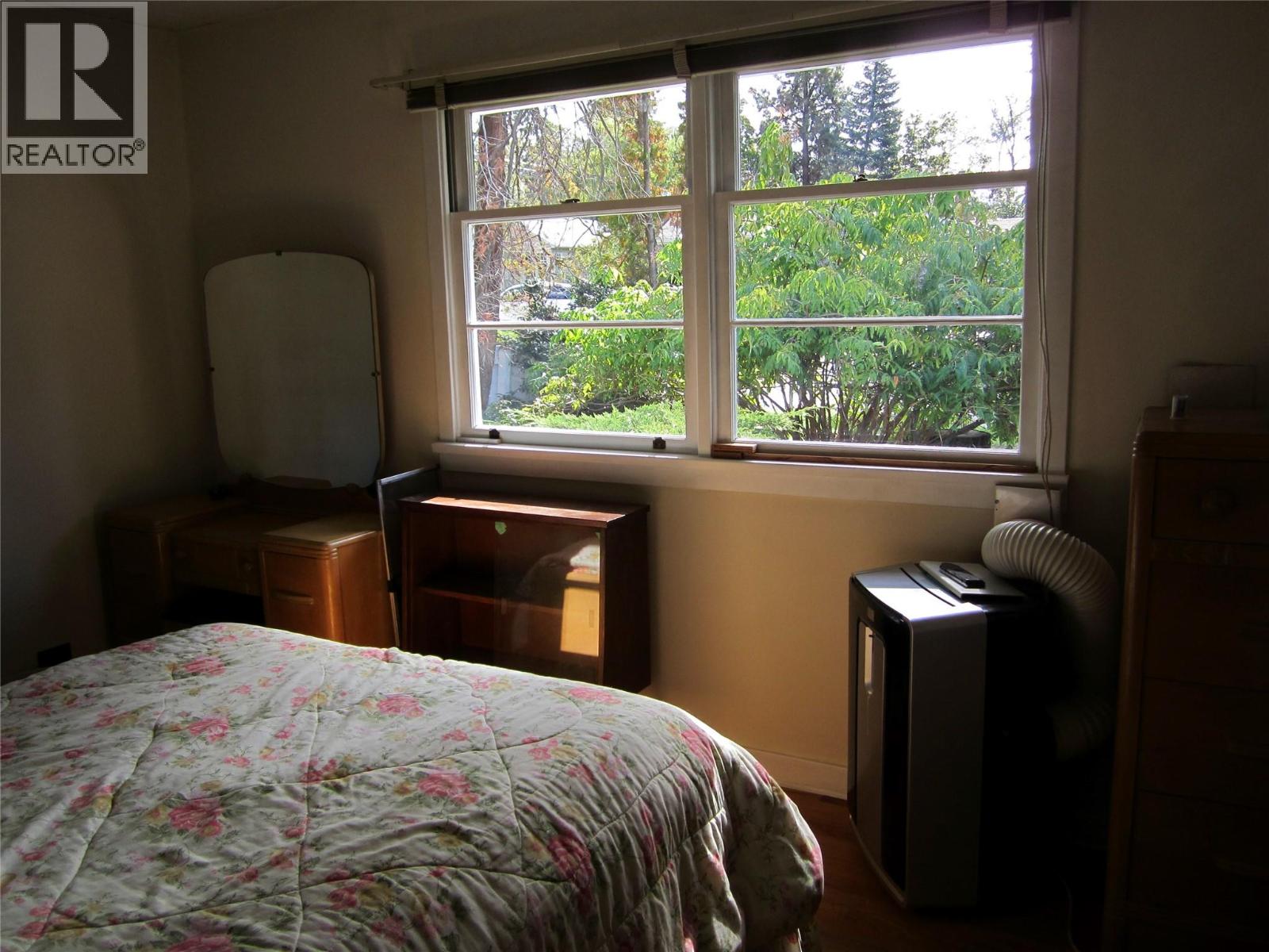 1285 Forestbrook Drive, Penticton, British Columbia  V2A 2G4 - Photo 11 - 10402798