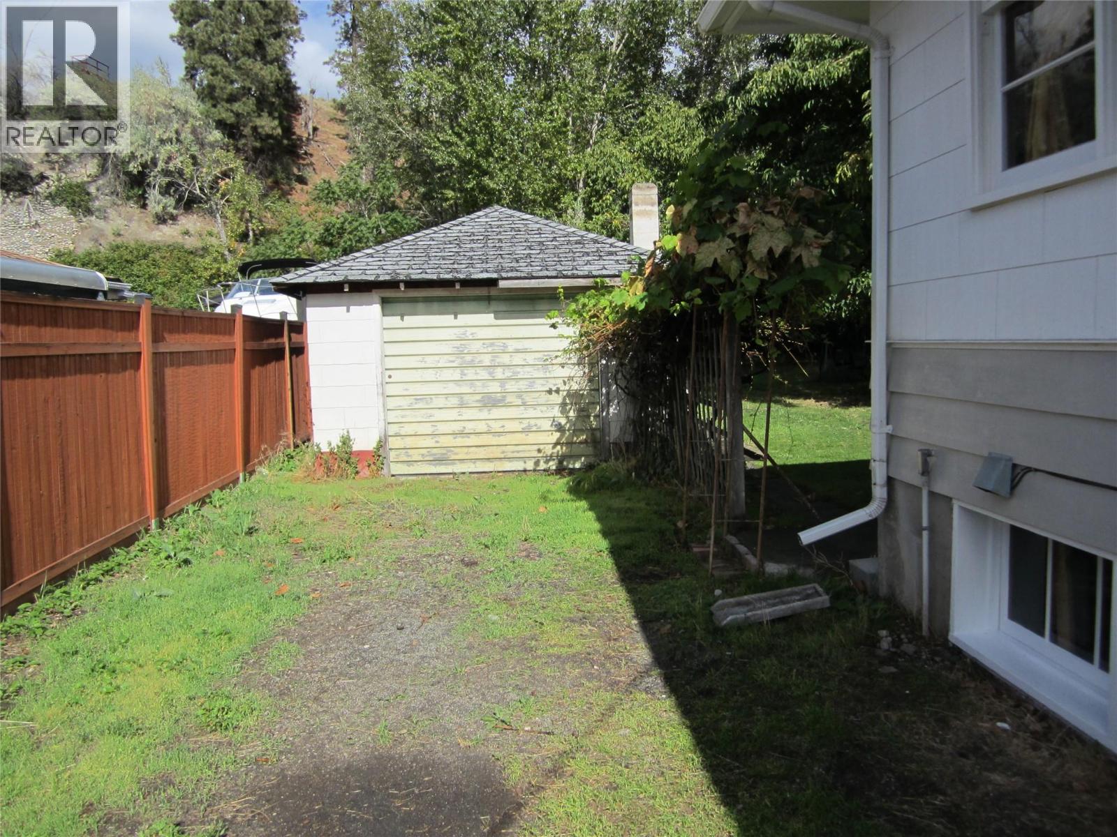 1285 Forestbrook Drive, Penticton, British Columbia  V2A 2G4 - Photo 3 - 10402798