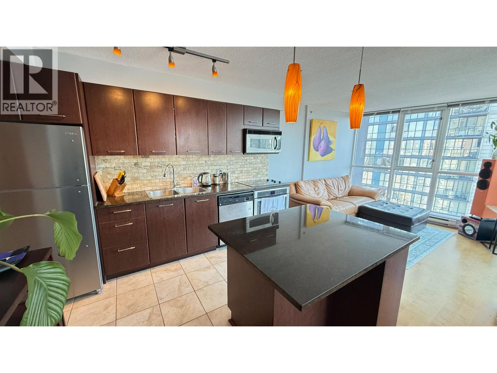 2508 1155 Seymour Street, Vancouver, British Columbia  V6B 1K2 - Photo 3 - R3170445