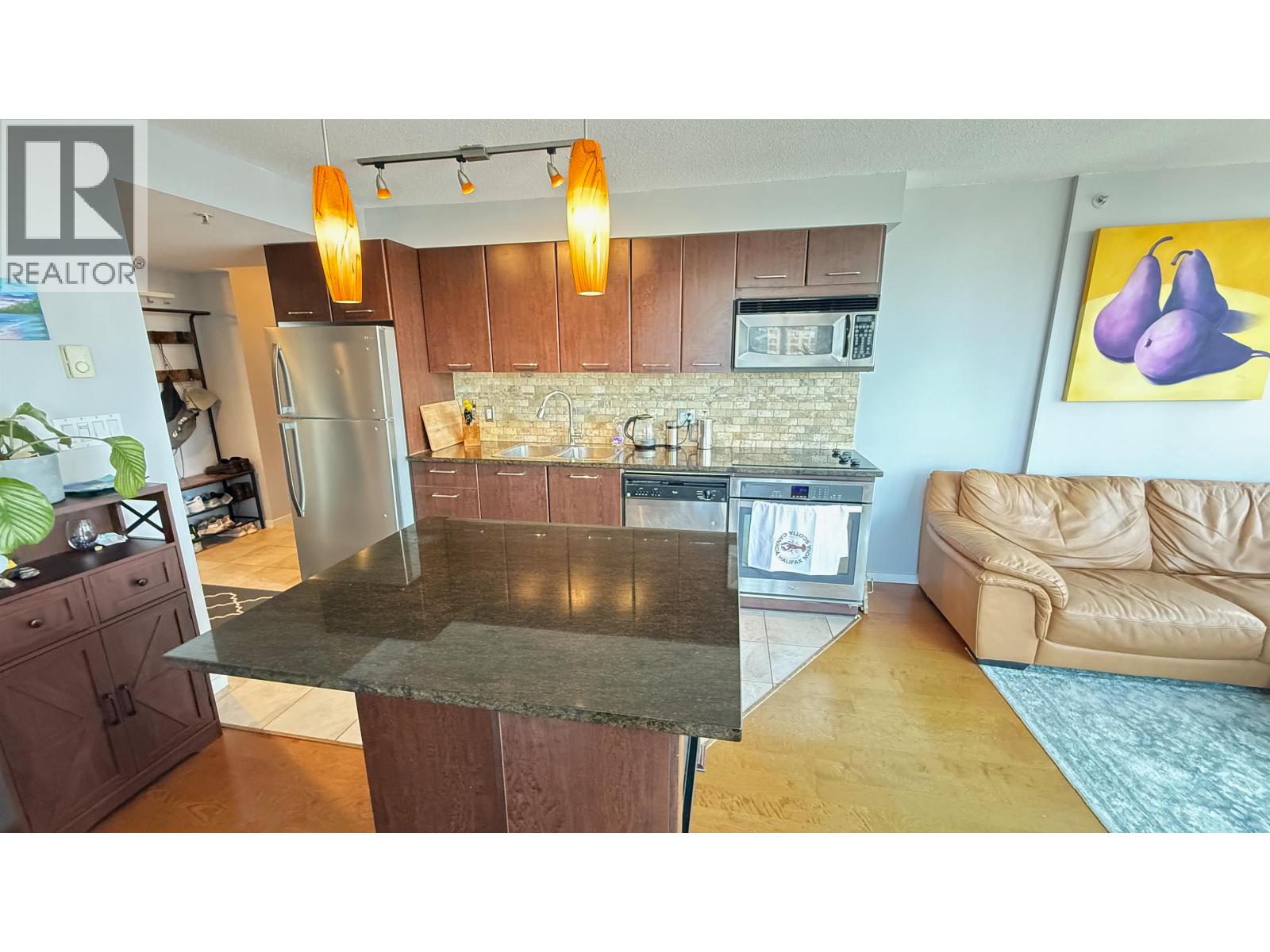 2508 1155 Seymour Street, Vancouver, British Columbia  V6B 1K2 - Photo 2 - R3170445