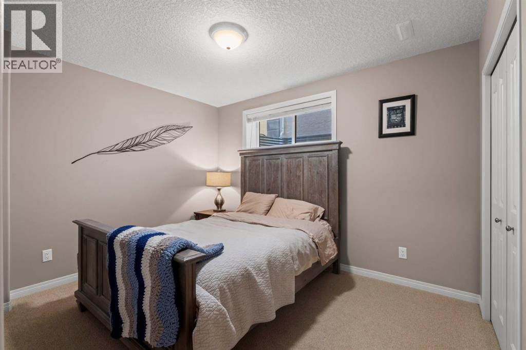 1621 Strathcona Drive SW