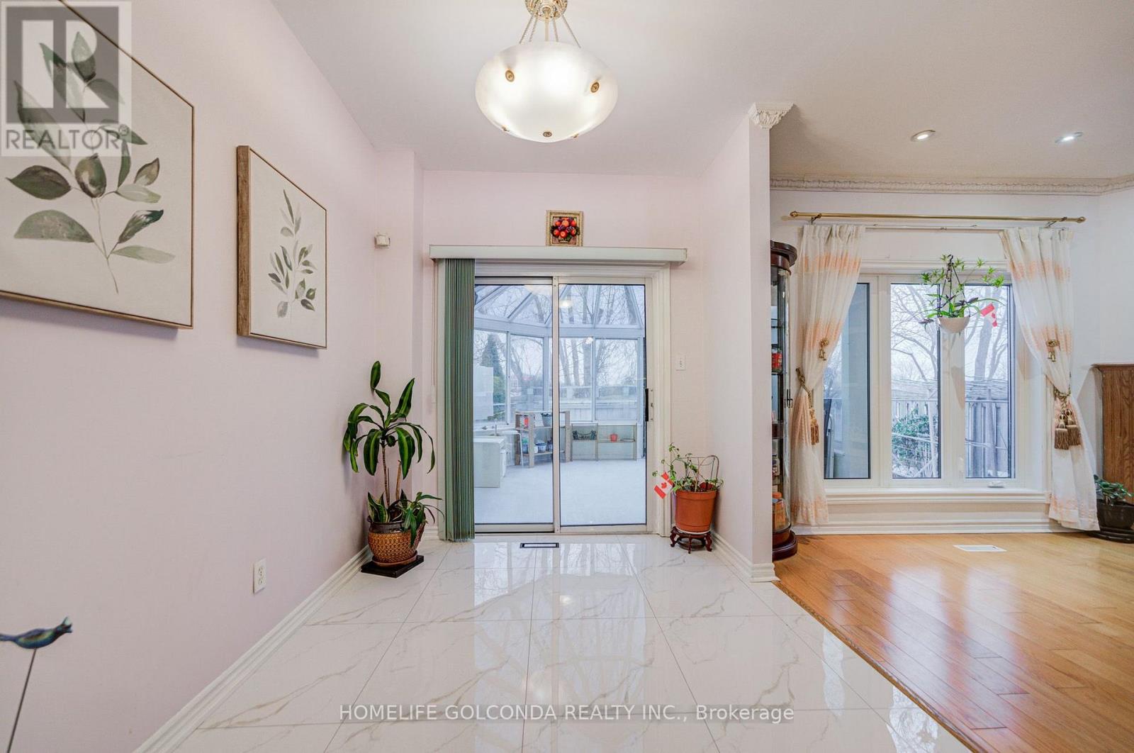 25 Eastpine Drive, Markham, Ontario  L3R 4Z2 - Photo 14 - N13865082