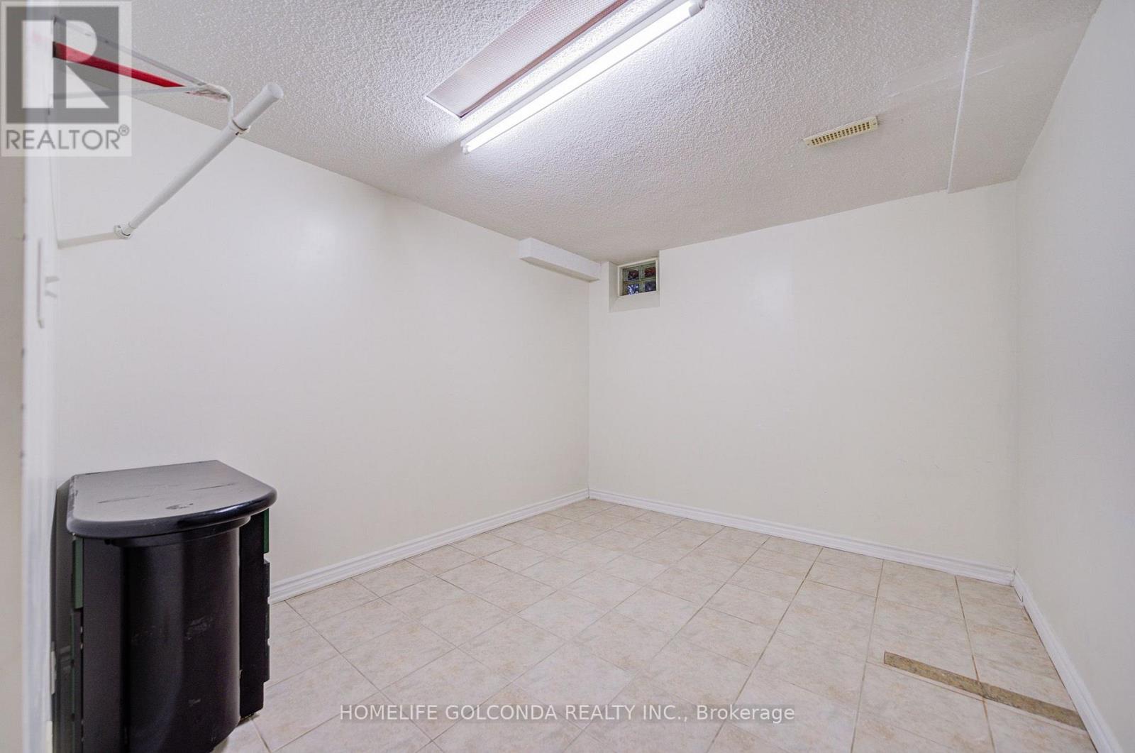 25 Eastpine Drive, Markham, Ontario  L3R 4Z2 - Photo 37 - N13865082