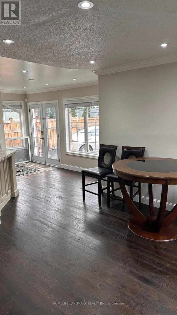 7100 Walworth Court, Mississauga, Ontario  L5N 7L4 - Photo 22 - W13865106