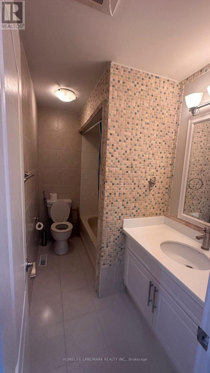 7100 Walworth Court, Mississauga, Ontario  L5N 7L4 - Photo 24 - W13865106