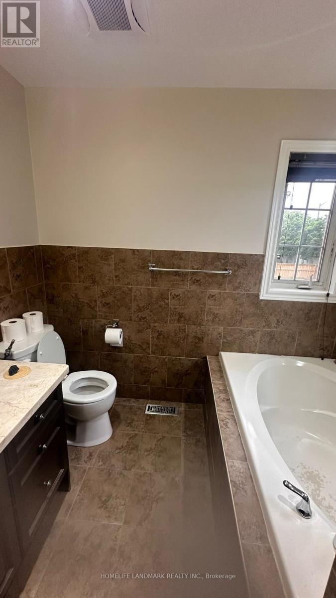 7100 Walworth Court, Mississauga, Ontario  L5N 7L4 - Photo 29 - W13865106