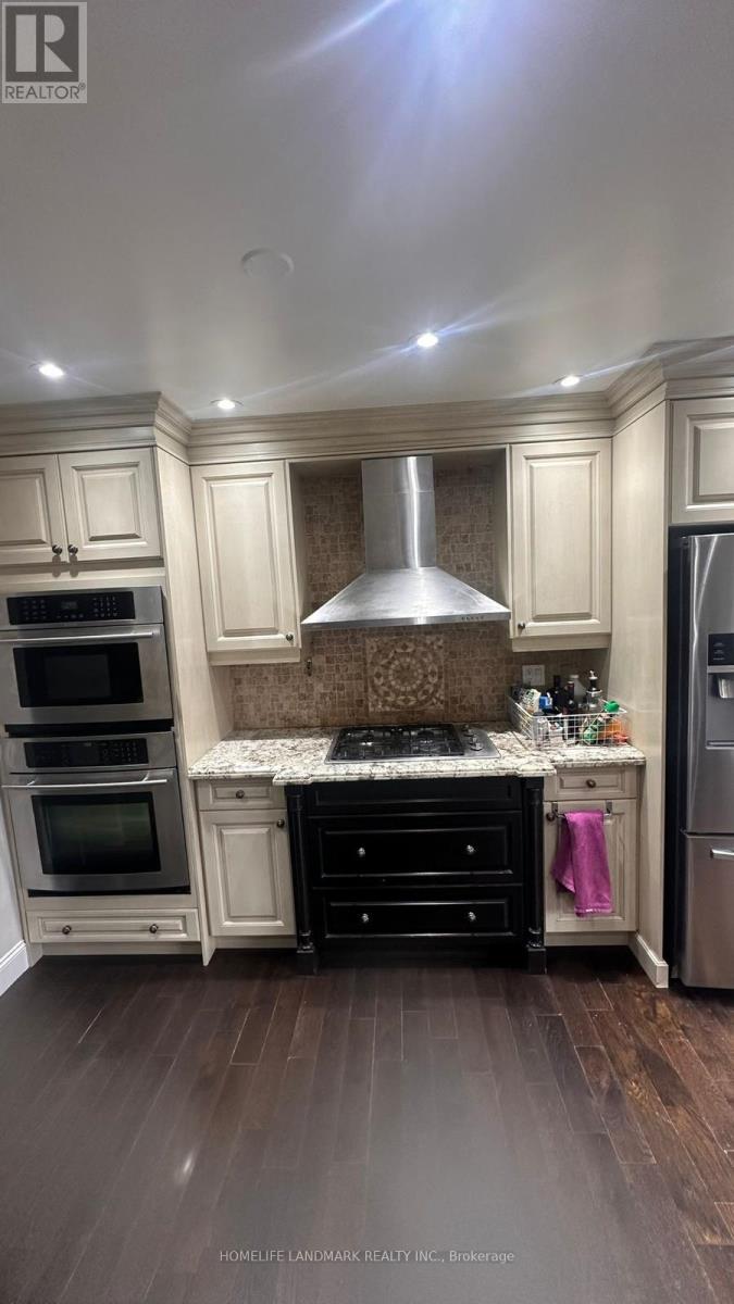 7100 Walworth Court, Mississauga, Ontario  L5N 7L4 - Photo 9 - W13865106