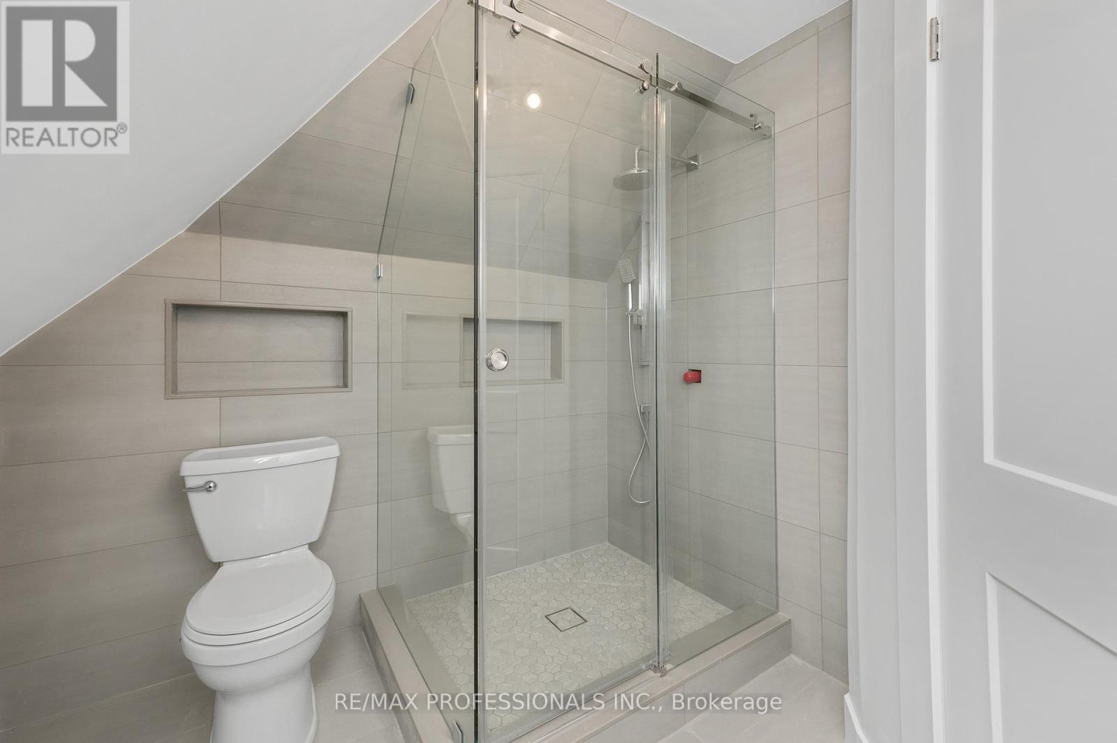 #3 - 388 Wilson Street, Hamilton, Ontario  L8L 1S9 - Photo 8 - X13865096
