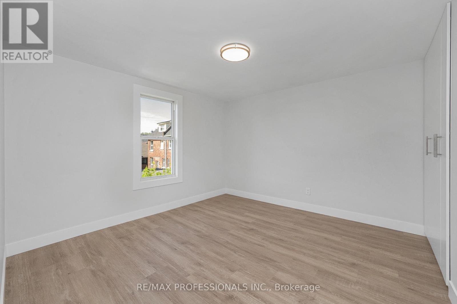 #2 - 388 Wilson Street, Hamilton (Landsdale), Ontario  L8L 1S9 - Photo 11 - X13865100