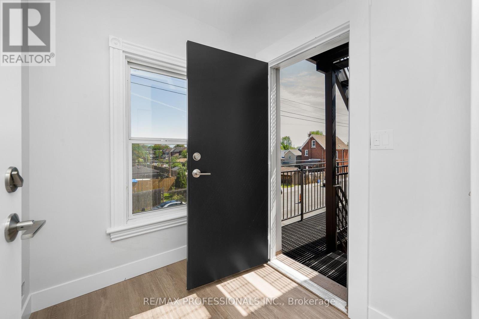 #2 - 388 Wilson Street, Hamilton (Landsdale), Ontario  L8L 1S9 - Photo 15 - X13865100