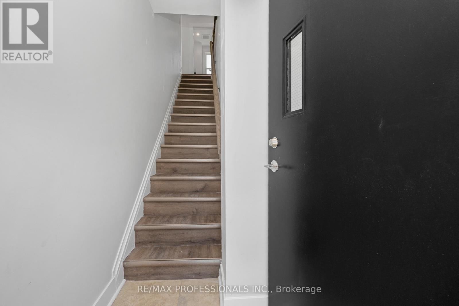 #2 - 388 Wilson Street, Hamilton (Landsdale), Ontario  L8L 1S9 - Photo 4 - X13865100