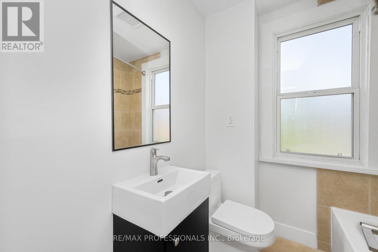 #2 - 388 Wilson Street, Hamilton (Landsdale), Ontario  L8L 1S9 - Photo 9 - X13865100