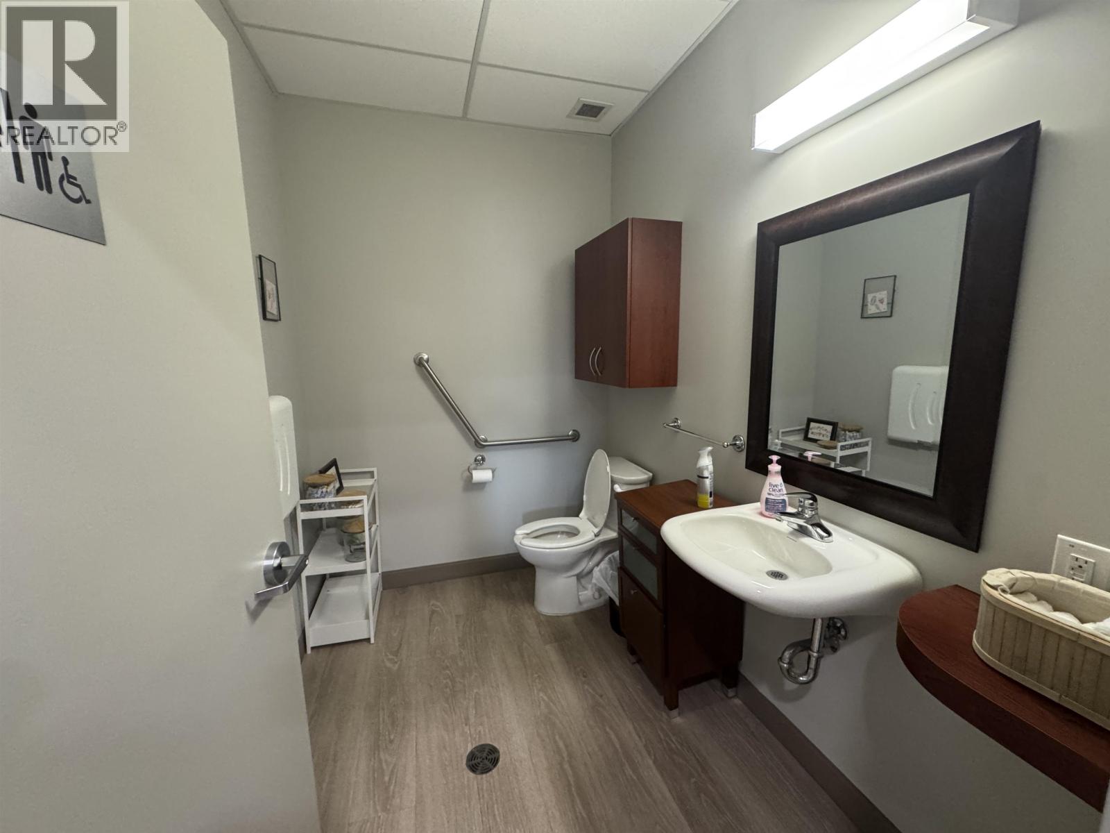 101 1060 Austin Avenue, Coquitlam, British Columbia  V3K 3P3 - Photo 15 - C8082587