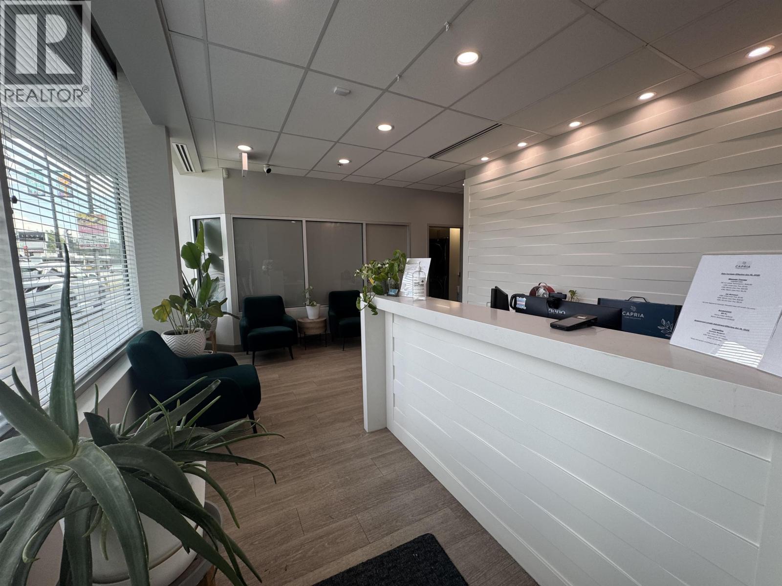 101 1060 Austin Avenue, Coquitlam, British Columbia  V3K 3P3 - Photo 2 - C8082587