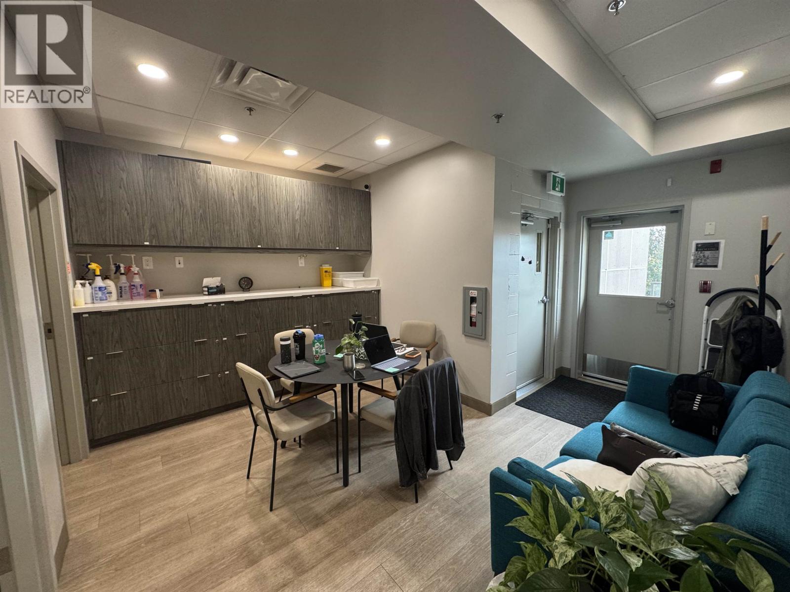 101 1060 Austin Avenue, Coquitlam, British Columbia  V3K 3P3 - Photo 14 - C8082587