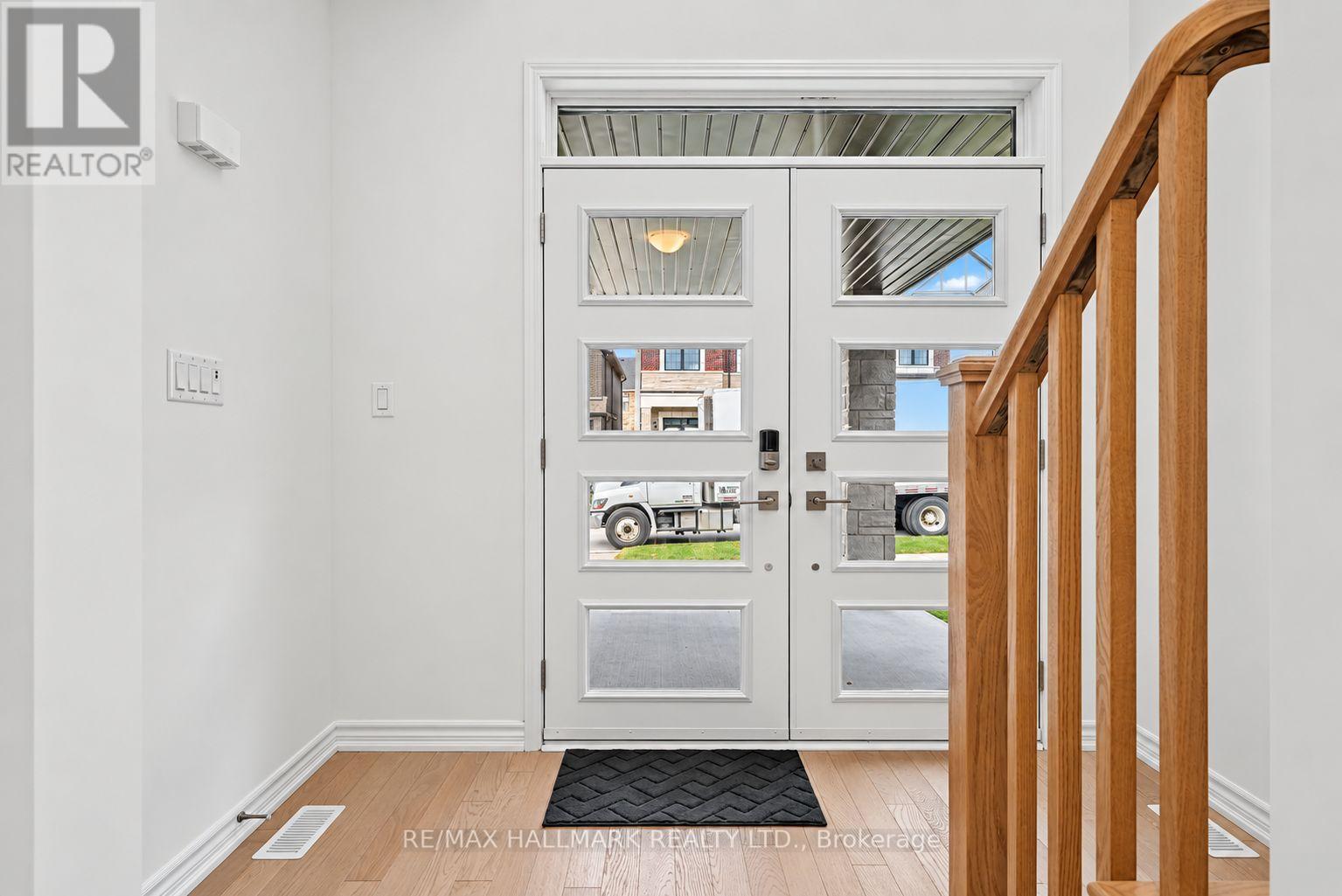 51 Gretzky Avenue, Barrie, Ontario  L9J 0Y7 - Photo 7 - S13865142