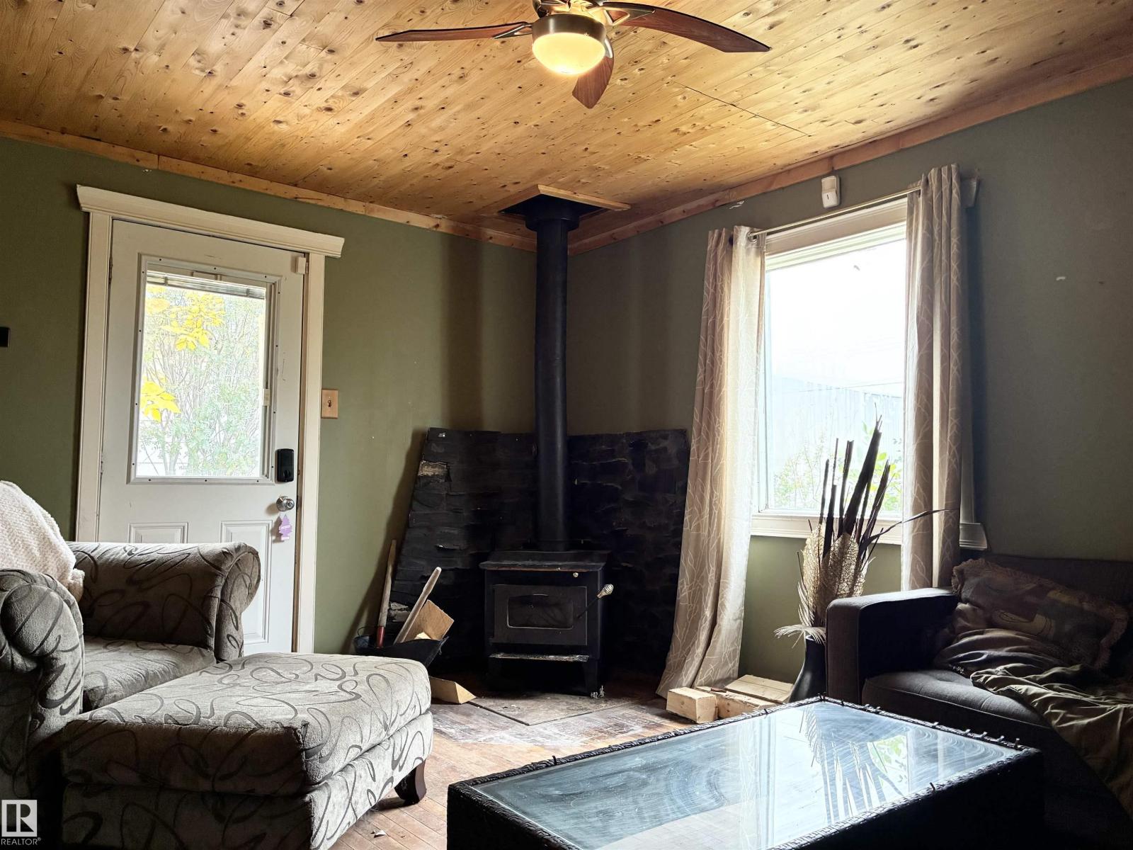 5231 46 ST