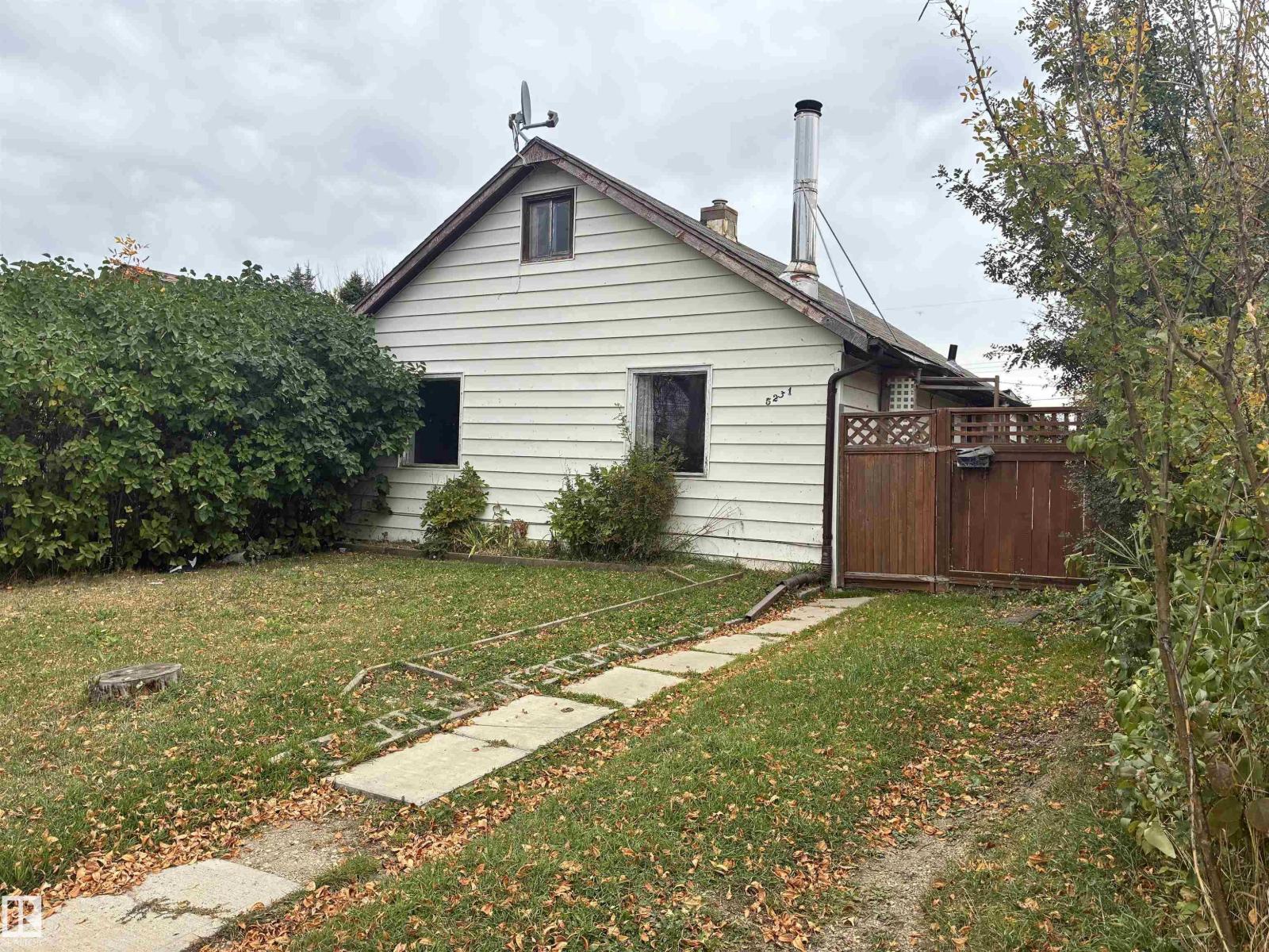 5231 46 ST