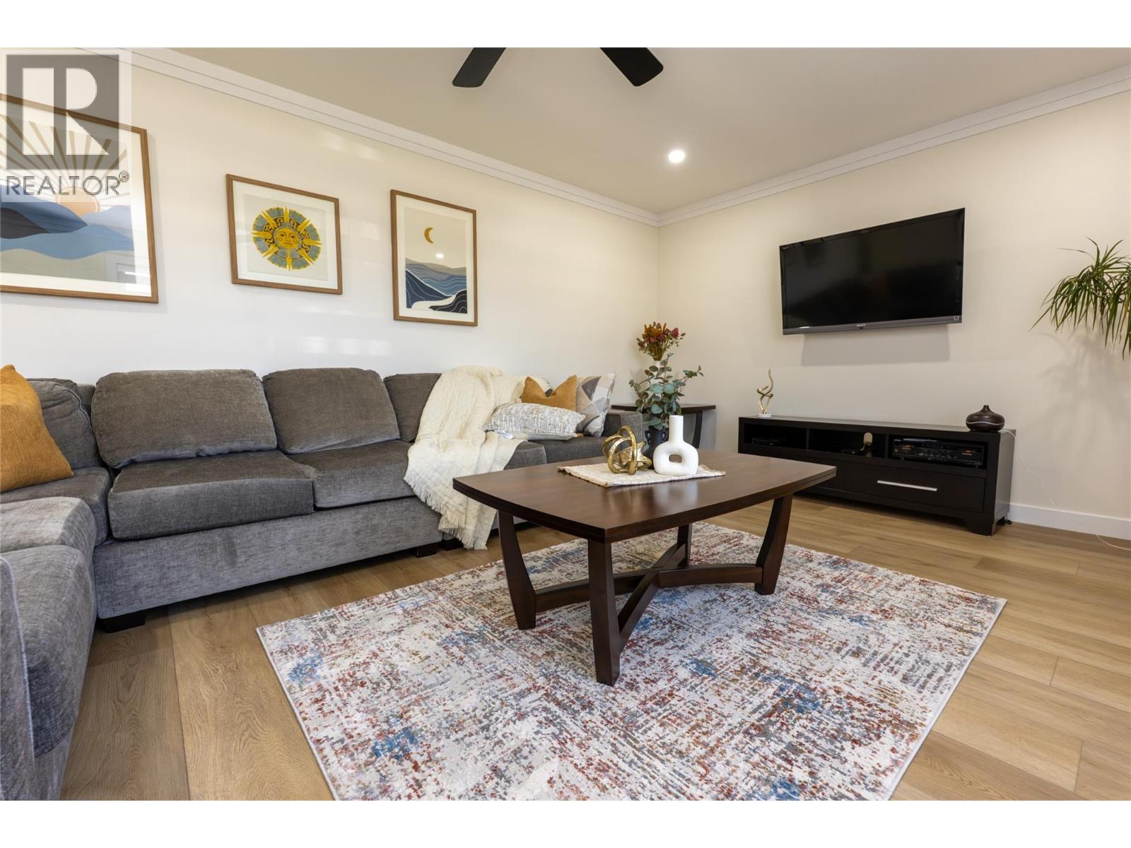 10115 74th Avenue, Osoyoos, British Columbia  V0H 1V5 - Photo 12 - 10402855