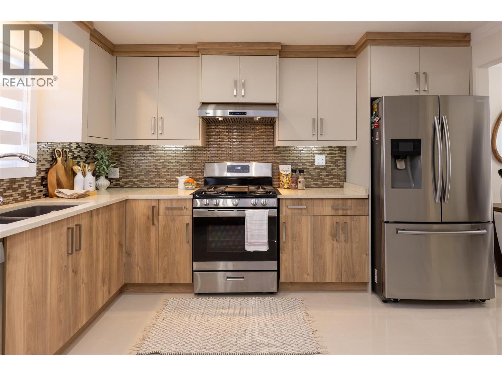 10115 74th Avenue, Osoyoos, British Columbia  V0H 1V5 - Photo 18 - 10402855