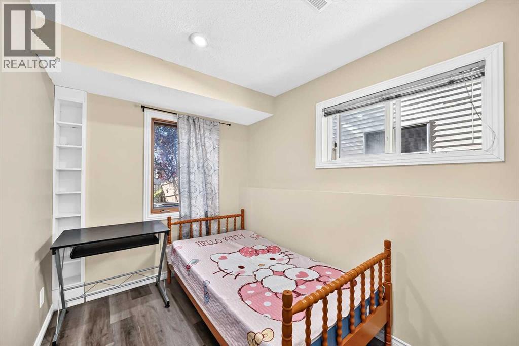 144 Hawkdale Close NW, Calgary, Alberta  T3G 2Z9 - Photo 35 - A2349076