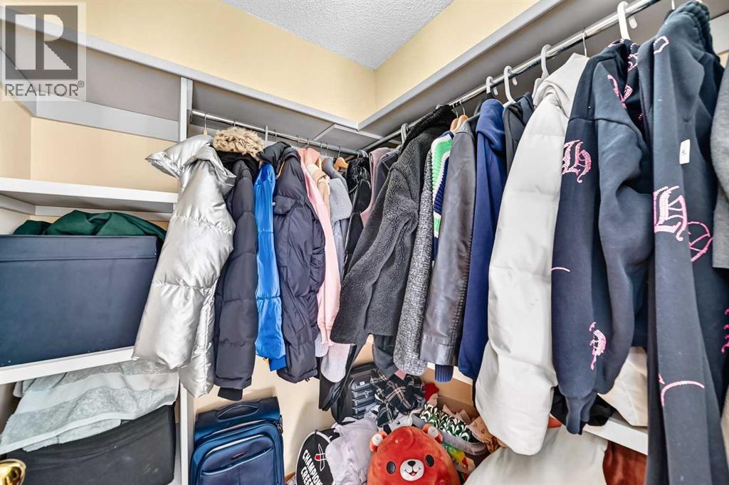 144 Hawkdale Close NW, Calgary, Alberta  T3G 2Z9 - Photo 25 - A2349076