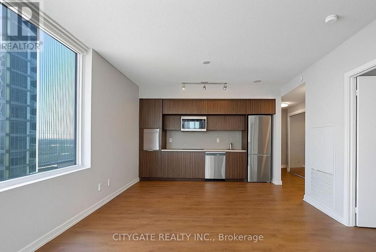 2003 - 10 York Street, Toronto, Ontario M5J 0E1 - Photo 2 - C13865158