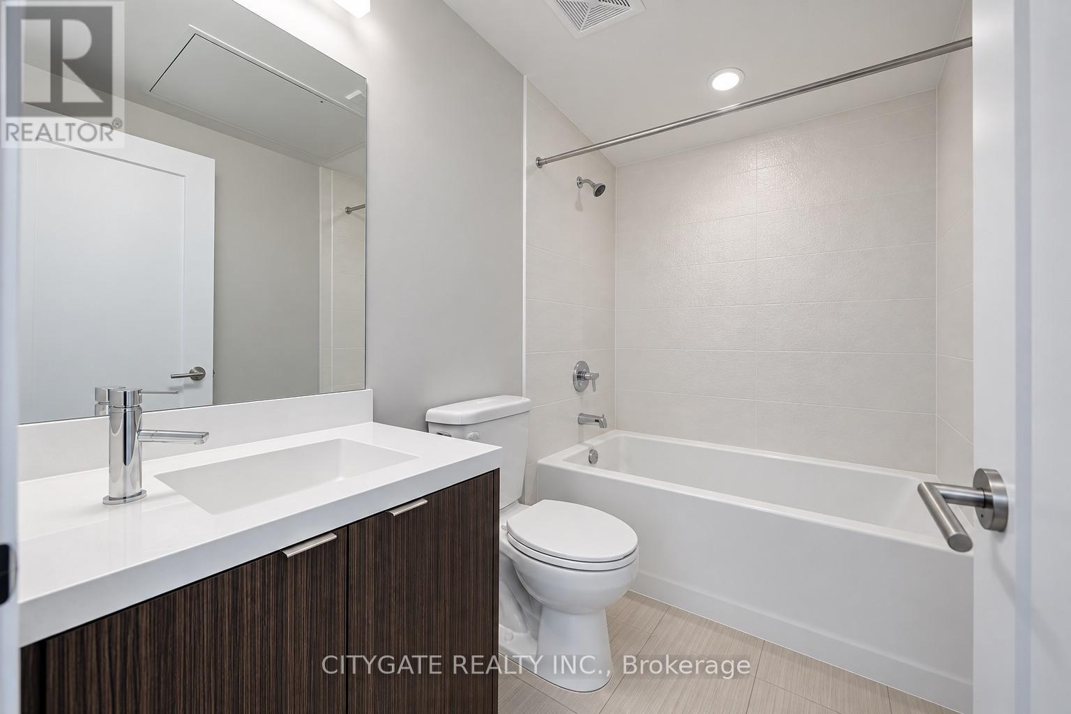 2003 - 10 York Street, Toronto, Ontario M5J 0E1 - Photo 4 - C13865158