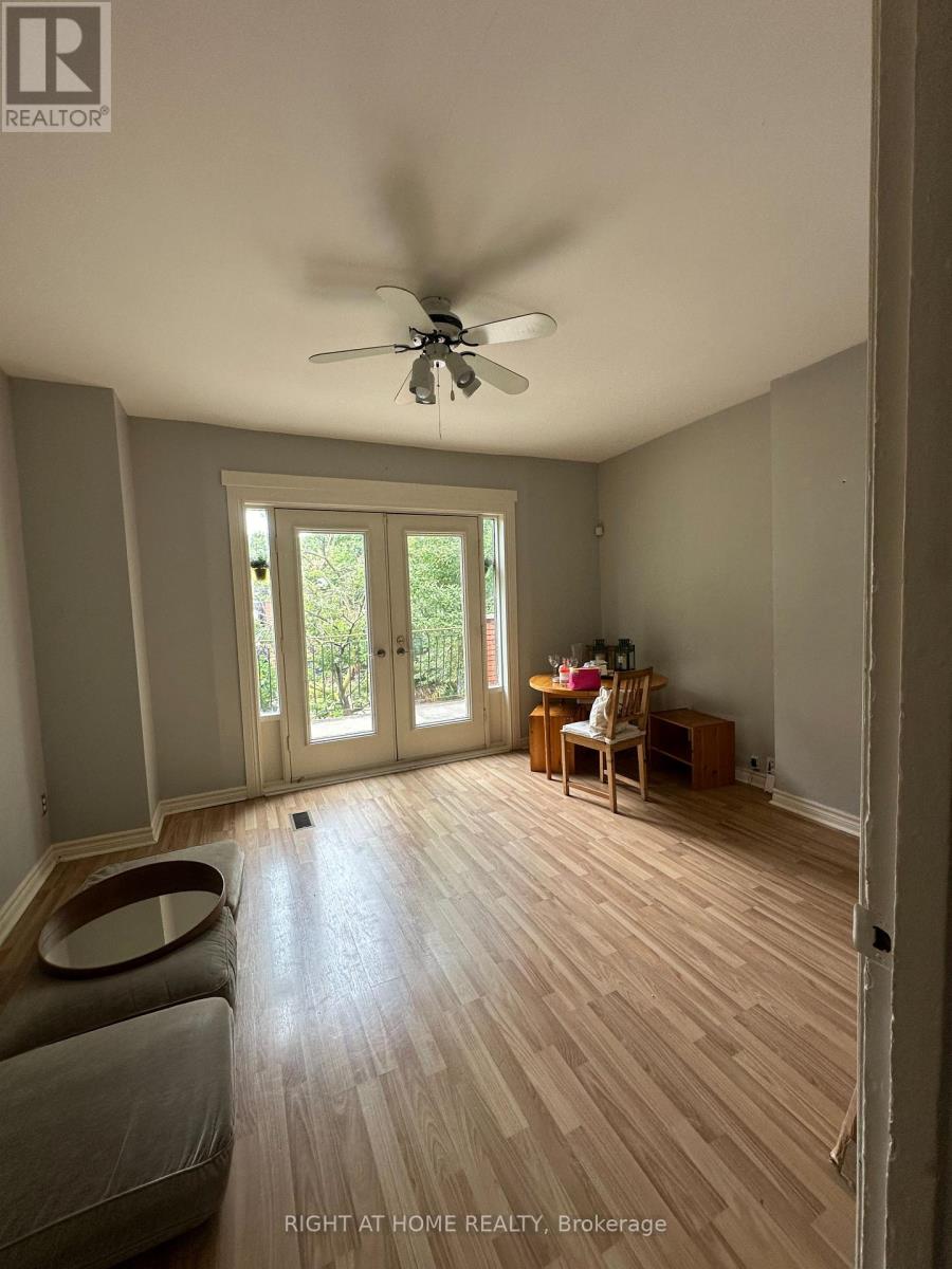 Apt A - 483 Manning Avenue, Toronto, Ontario M6G 2V8 - Photo 3 - C13865160