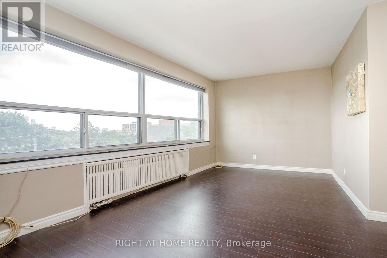 502 - 2 Ridelle Avenue, Toronto, Ontario M6B 1H4 - Photo 10 - C13865168