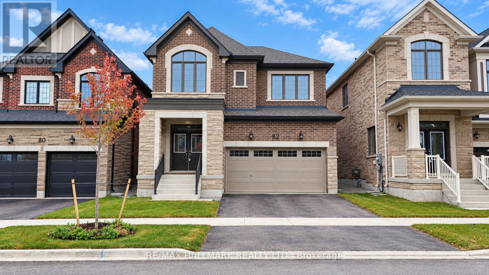 82 GRETZKY AVENUE, Barrie, Ontario