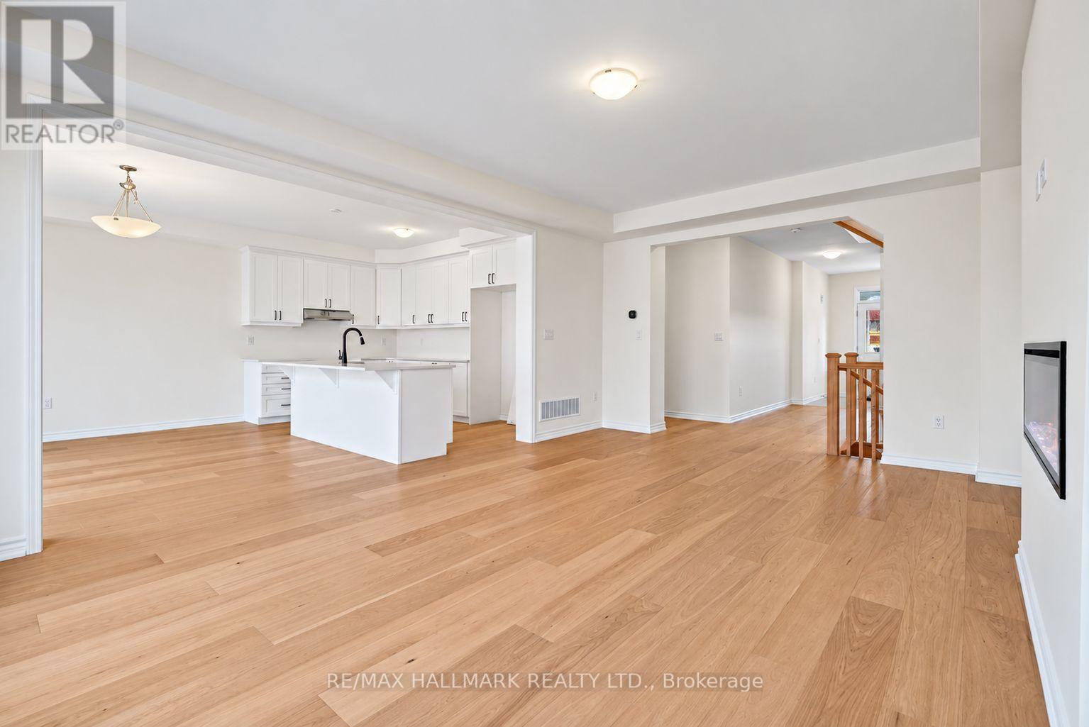 82 Gretzky Avenue, Barrie, Ontario  L9J 0Y7 - Photo 12 - S13865150