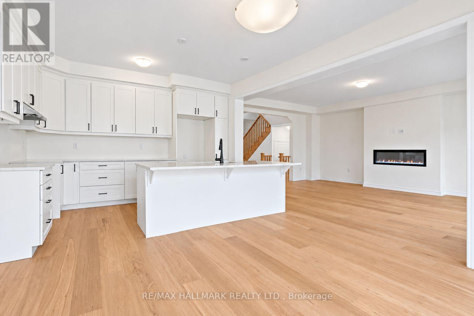 82 Gretzky Avenue, Barrie, Ontario  L9J 0Y7 - Photo 15 - S13865150