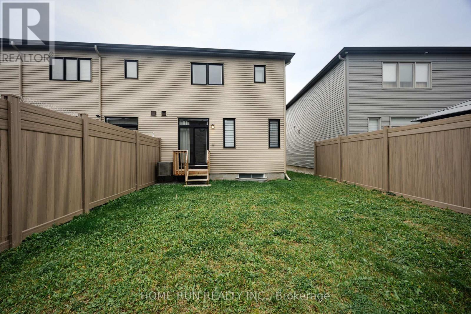 141 Namaste Walk, Ottawa, Ontario  K2J 6Z4 - Photo 4 - X13842134