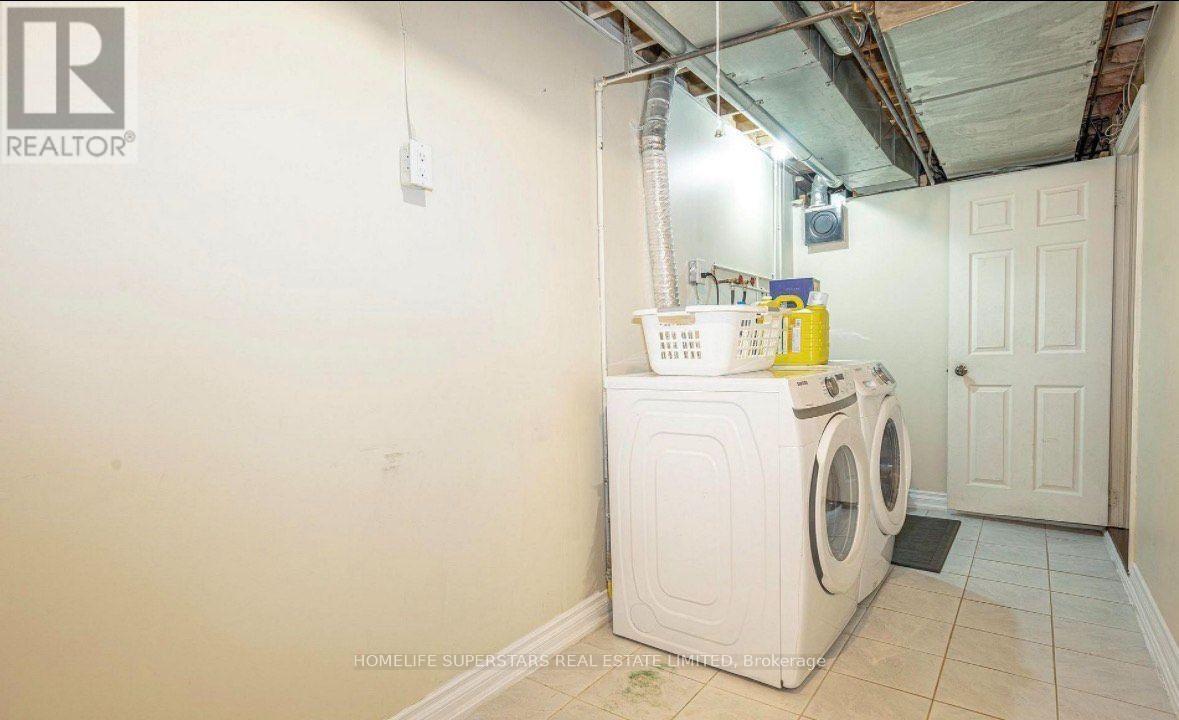 47 Davos Road S, Vaughan, Ontario  L4H 2Y1 - Photo 16 - N13863838