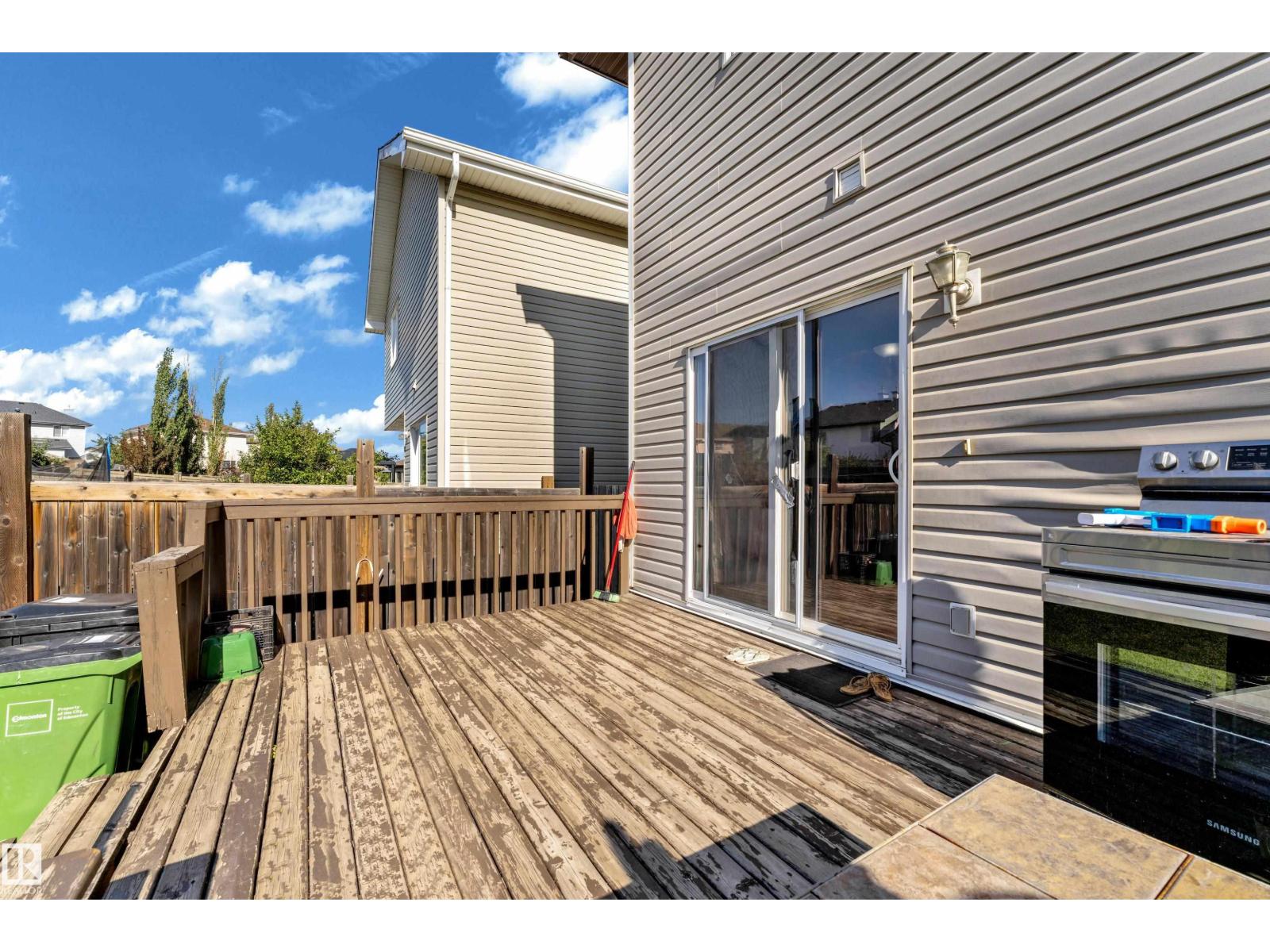 331 SILVER BERRY RD NW NW
